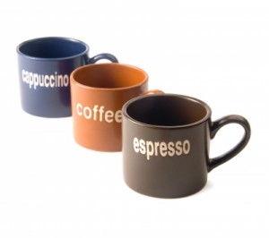 tres tazas de cafe maquinas